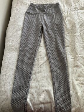 Girls' Textured Gray Leggings - Comfortable Kids Bottoms